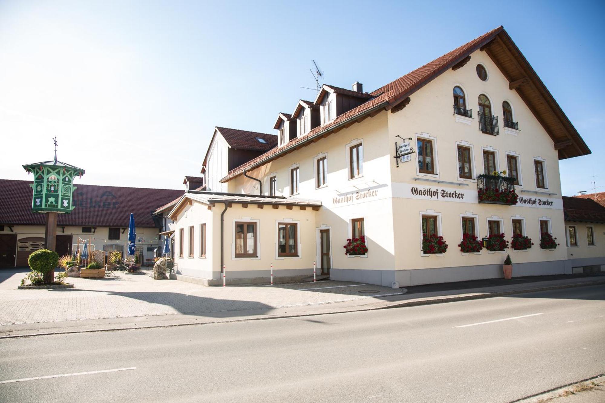 Gasthof Stocker Landsham Bagian luar foto